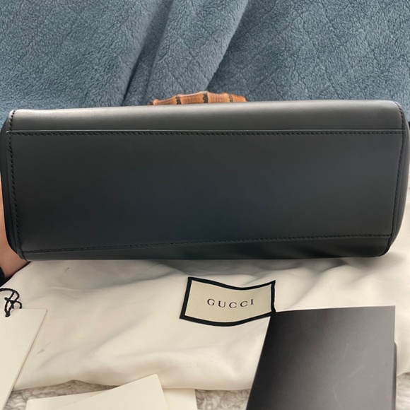 Gucci Nymphaea, Small (Black) - Picture 5 of 15